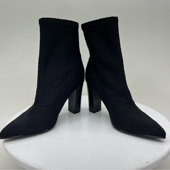 Fergie Taryn Ankle Boot Booties Black Basketweave Geometric Dressy Office Career - Picture 10 of 15